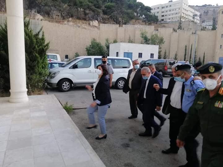 زيارة رئيس الوزراء لمحافظ نابلس
