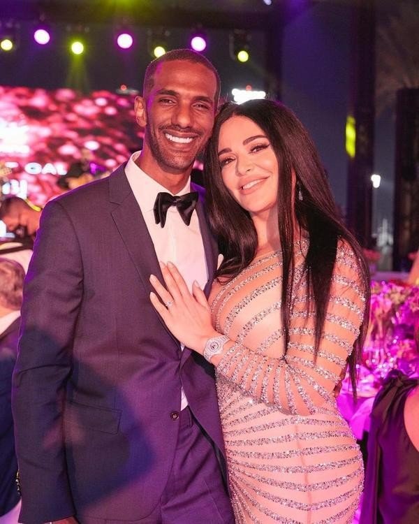 شاهد: من هو حسن الامين خطيب منى قطان
